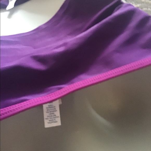 Old navy tankini purple the bottom is a L top M 💜 pretty colored suit.500 - Picture 3 of 9